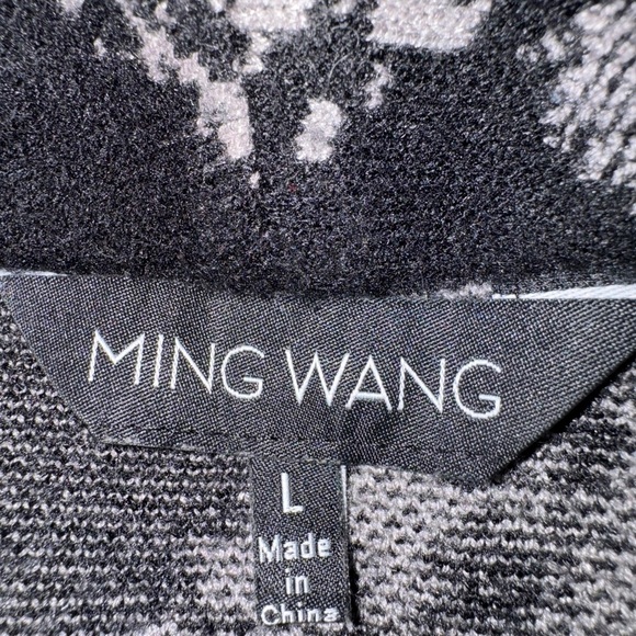 Ming Wang Black and Gray Cardigan with Geometric Design - Picture 5 of 7